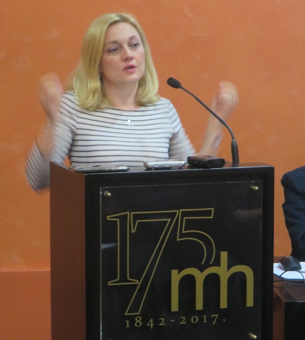 Izlaganje europske zastupnice Marijane Petir izazvalo je nemali pozor (Fotografija Miljenko Brezak / Živi selo)