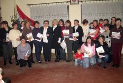 Pokroviteljica Festivala sela saborska zastupnica Marijana Petir i autorica knjige «Oblizeki, Moslavina za stolom» Božica Brkan s Mustafčankama koje su ispekle domaće kolače: Đurđica Pavlinovac, Martina Petir, Marica Šlogar, Ljuba Baričević, Nada Petir, Brbara Milošević, Lela Pecikozić, Marica Cicak, Ksenija Novak, Katica Kolbaba, Svjetlana Horvat, Mirjana Pecikozić, Radoslava Horvat, Jadranka Vorel, Ivana Vulama, Safeta Gašparić, Gordana Ivanović.