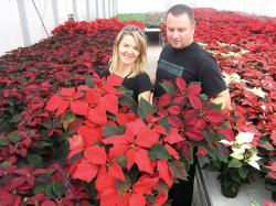 Vesna i Milan sa novom zvijezdom na našem tržištu - narančasto crvenom