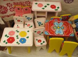 Namještaj ukrašen moderno i starinski (Snimila Božica Brkan / Acumen)