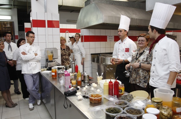 S prošlogodišnje vrlo uspjele gastroradionice Oblizeka o buči, bučinu ulju i bučinim košticama okviru Bučijade u Ivanić Gradu (Snimio Dražen Kopač / Acumen)
