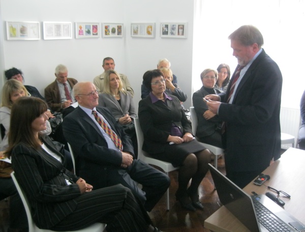 Gradonačelnik Ivanić-Grada i saborski zastupnik Boris Kovačić veliki je pobornik Bučijade i bičina ulja (Snimio Miljenko Brezak / Acumen)